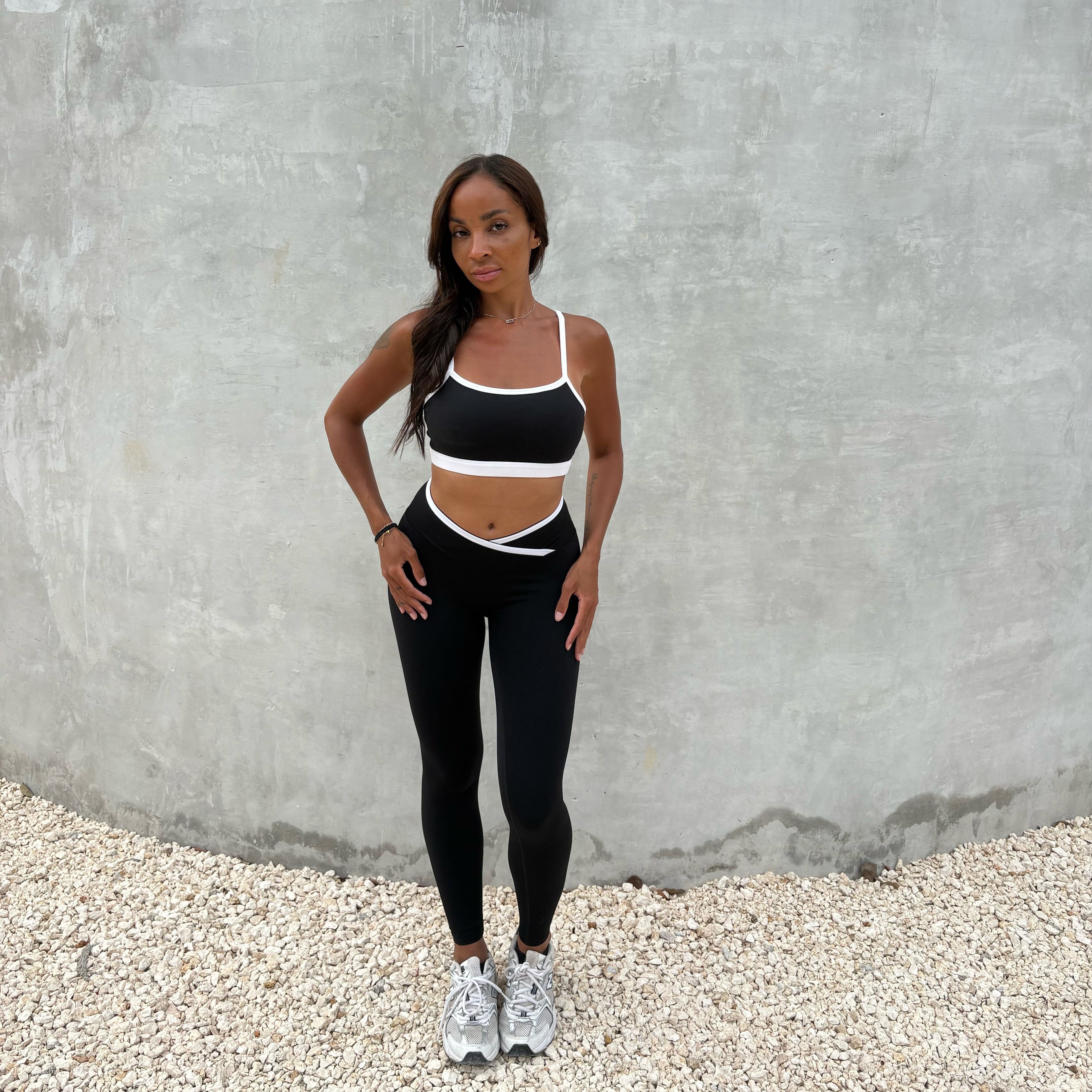 Mina Leggings - Onyx